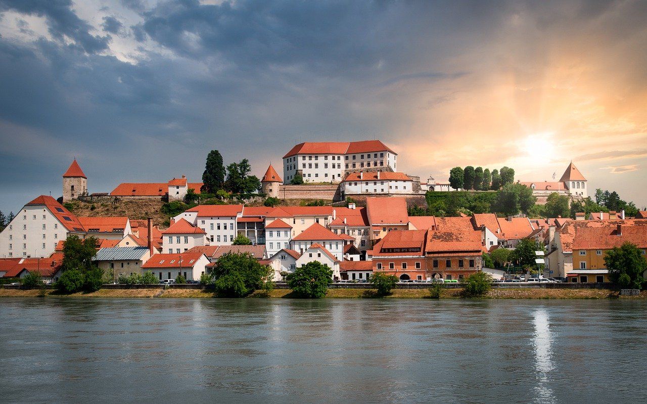 Ptuj - eine wunderschöne Altstadt am See.